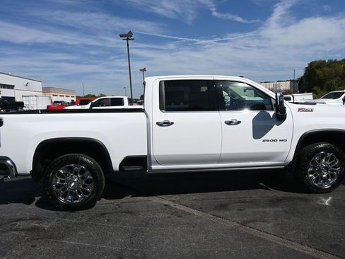 New 2026 Chevrolet Silverado 2500 LTZ w/ LTZ Premium Package image 8