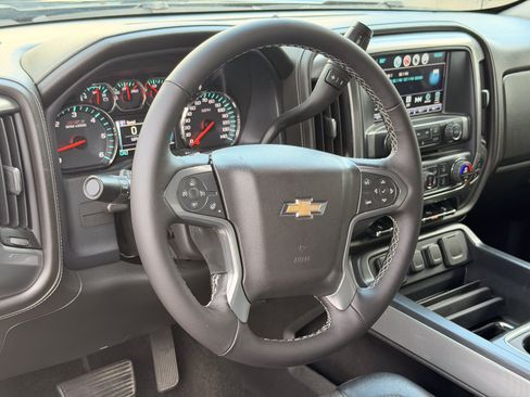 Used 2017 Chevrolet Silverado 1500 LTZ Z71 w/ LTZ Plus Package AWD/4WD image 17