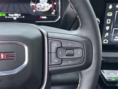 Used 2024 GMC Sierra 2500 AT4 w/ AT4 Premium Plus Package image 30