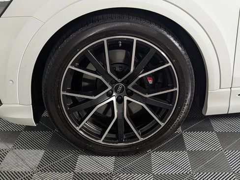 Used 2023 Audi SQ8 Prestige AWD/4WD image 11
