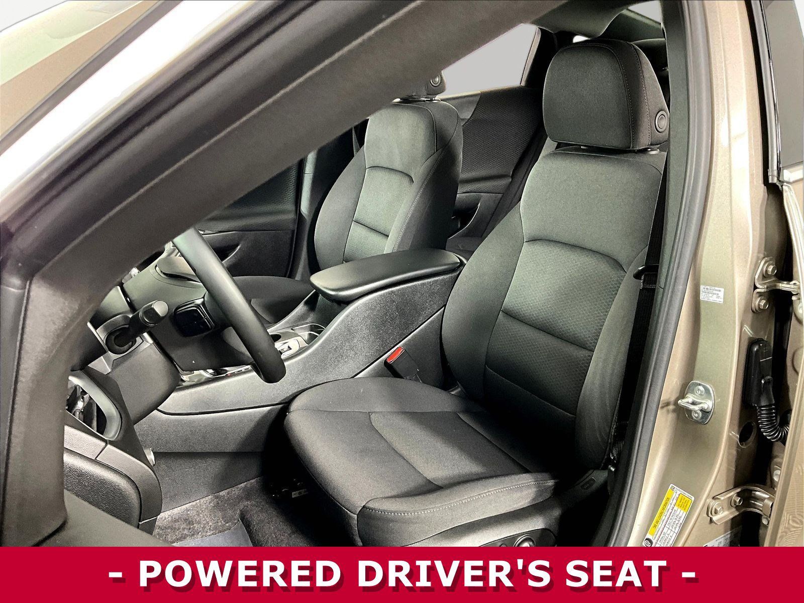 Used 2024 Chevrolet Malibu RS FWD image 21
