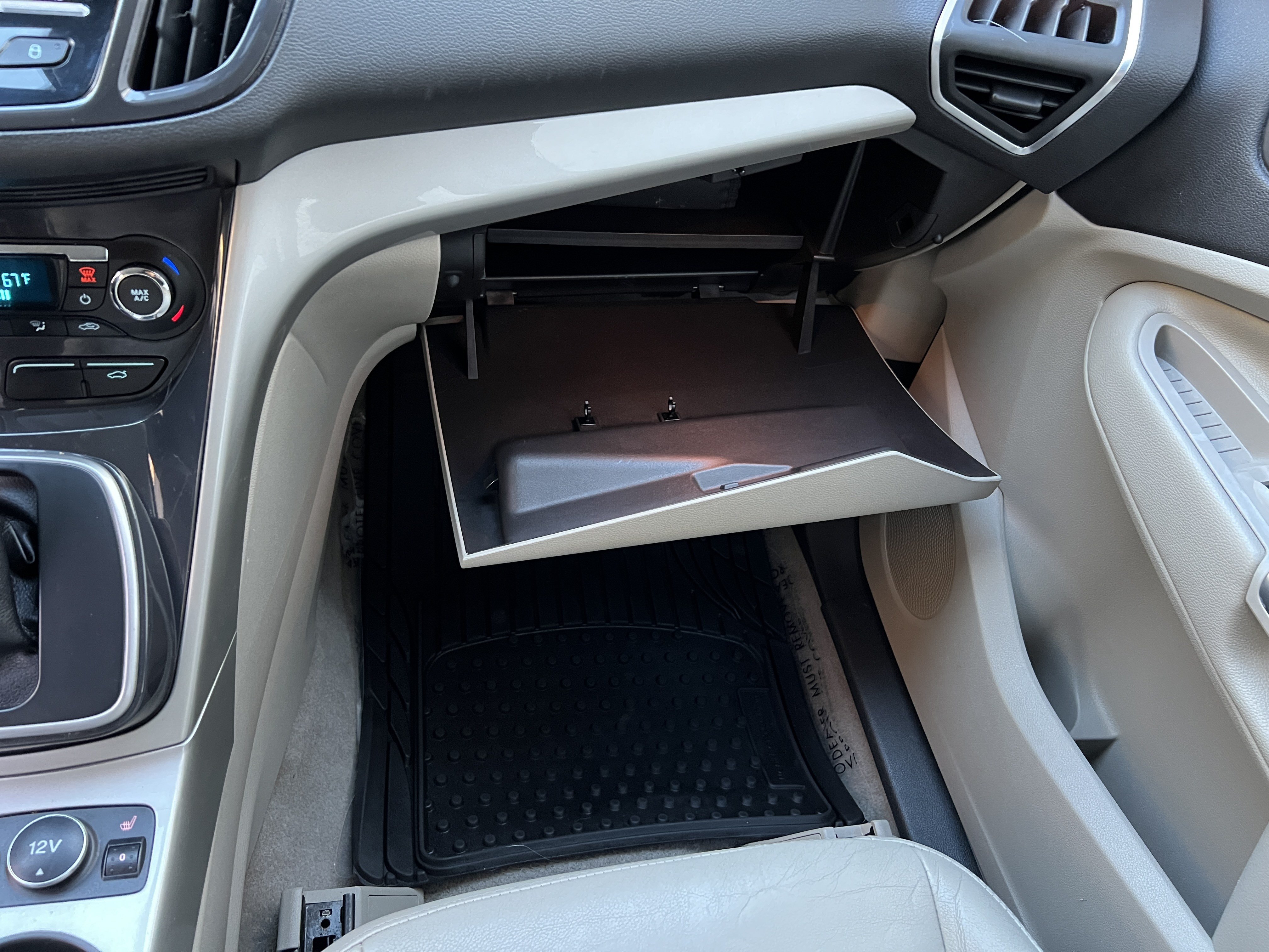 Used 2013 Ford C-MAX SEL FWD image 35