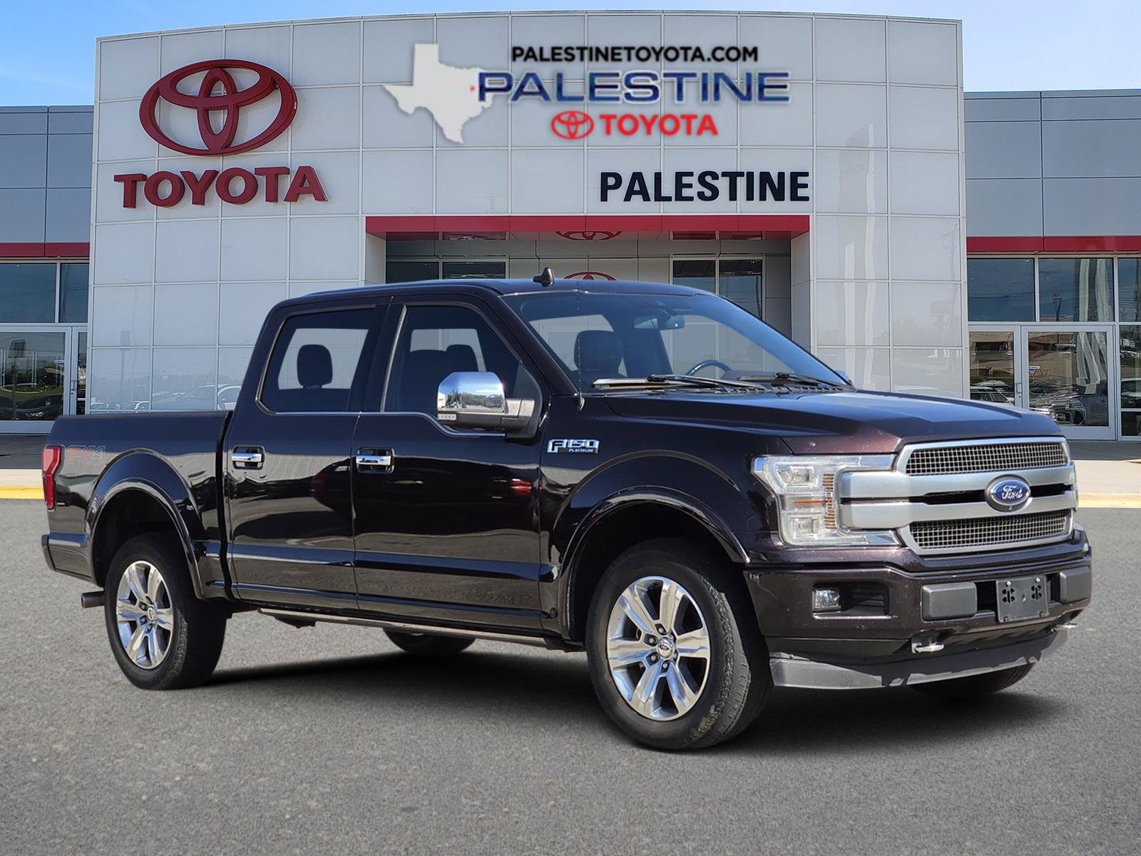 Used 2018 Ford F150 Platinum w/ Equipment Group 701A Luxury AWD/4WD image 1