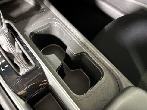 Used 2024 Nissan Sentra SV image 15