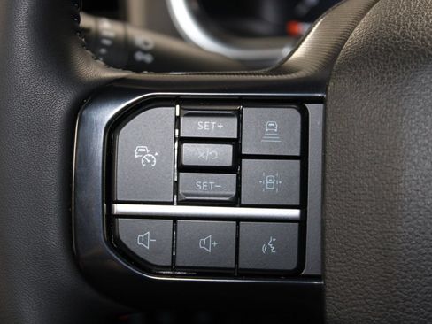 Used 2025 Ford F150 Platinum AWD/4WD image 37
