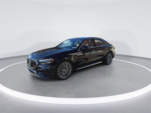 New 2025 Mercedes-Benz E 53 AMG e 4MATIC Sedan image 4