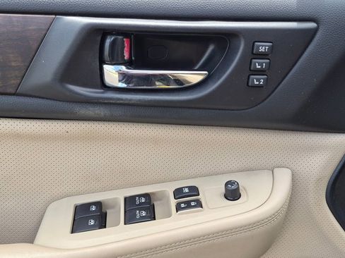 Used 2017 Subaru Outback 2.5i Limited w/ Popular Package #5 image 13