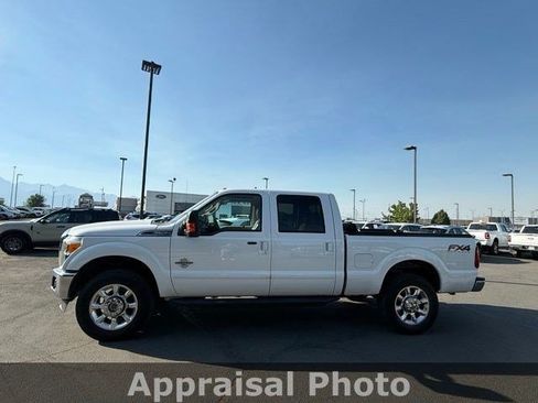Used 2015 Ford F250 4x4 Crew Cab Super Duty image 10