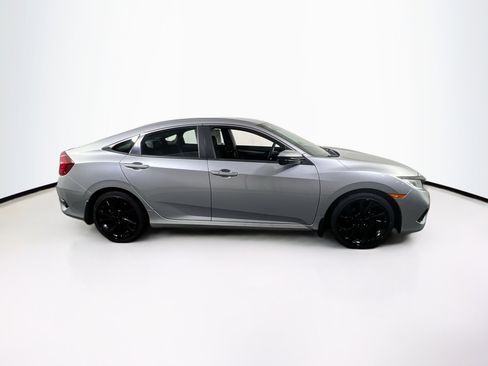 Used 2019 Honda Civic Sport image 4