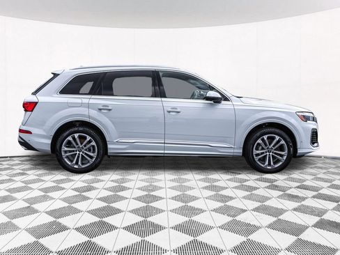 Used 2025 Audi Q7 3.0T Premium Plus AWD/4WD image 11