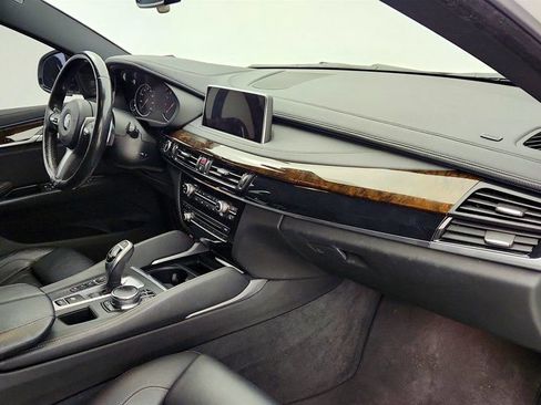Used 2019 BMW X6 xDrive35i w/ M Sport Package image 25