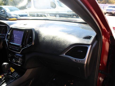 Used 2021 Jeep Cherokee High Altitude image 19