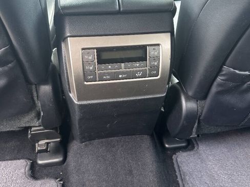 Used 2011 Lexus GX 460 w/ Comfort Plus Pkg AWD/4WD image 14