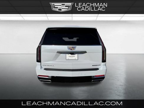 New 2026 Cadillac Escalade ESV Platinum Luxury w/ LPO, Radiant Package AWD/4WD image 4