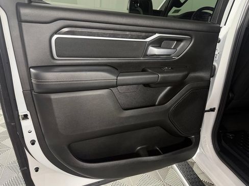 Used 2024 RAM 1500 Big Horn AWD/4WD image 28