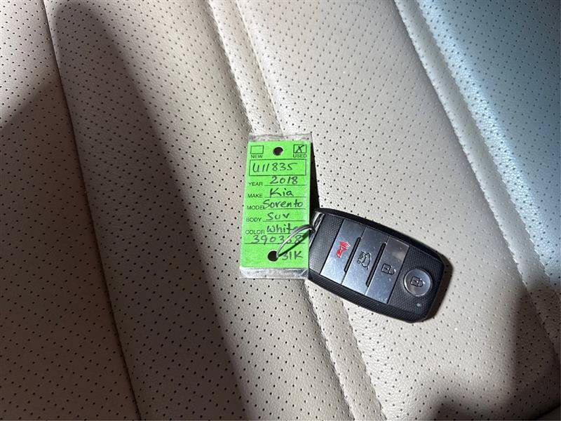 Used 2018 Kia Sorento EX AWD/4WD image 28