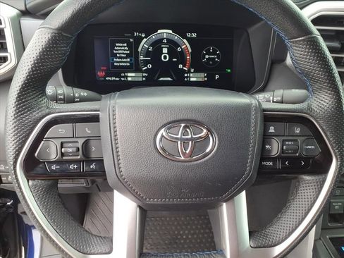 Used 2022 Toyota Tundra Platinum image 27