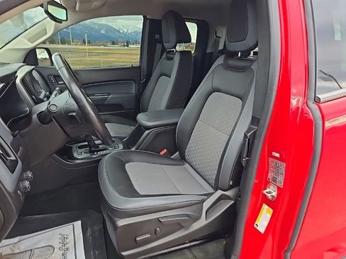 Used 2018 Chevrolet Colorado Z71 image 17
