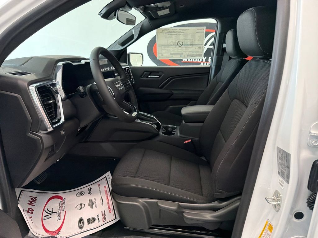 New 2026 GMC Canyon Elevation AWD/4WD image 9