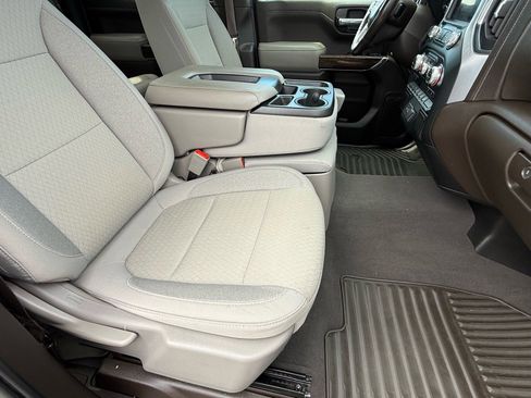 Used 2021 GMC Sierra 1500 SLE image 10