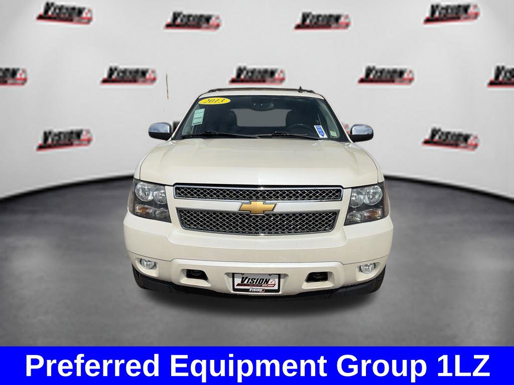 Used 2013 Chevrolet Avalanche LTZ AWD/4WD image 2