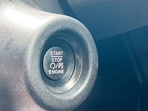 Used 2023 RAM ProMaster 2500 FWD image 23