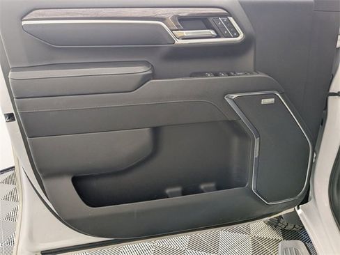 Certified 2024 Chevrolet Silverado 2500 LTZ w/ LTZ Plus Package image 10