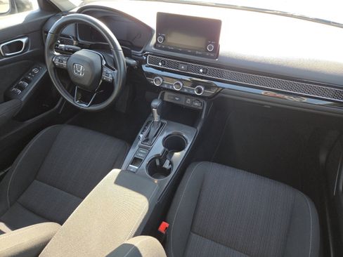 Certified 2022 Honda Civic EX image 24
