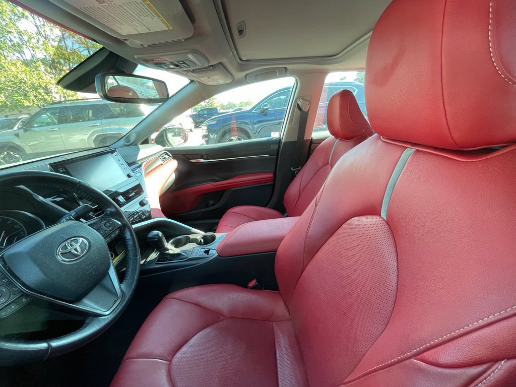 Used 2021 Toyota Camry XSE w/ Navigation Upgrade Package FWD image 7