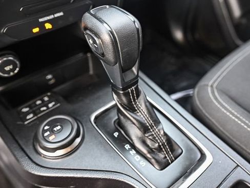 Used 2019 Ford Ranger XLT w/ FX4 Off-Road Package image 23