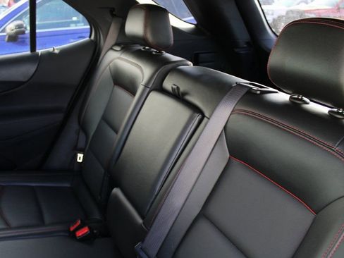 Used 2023 Chevrolet Equinox RS w/ RS Leather Package AWD/4WD image 17