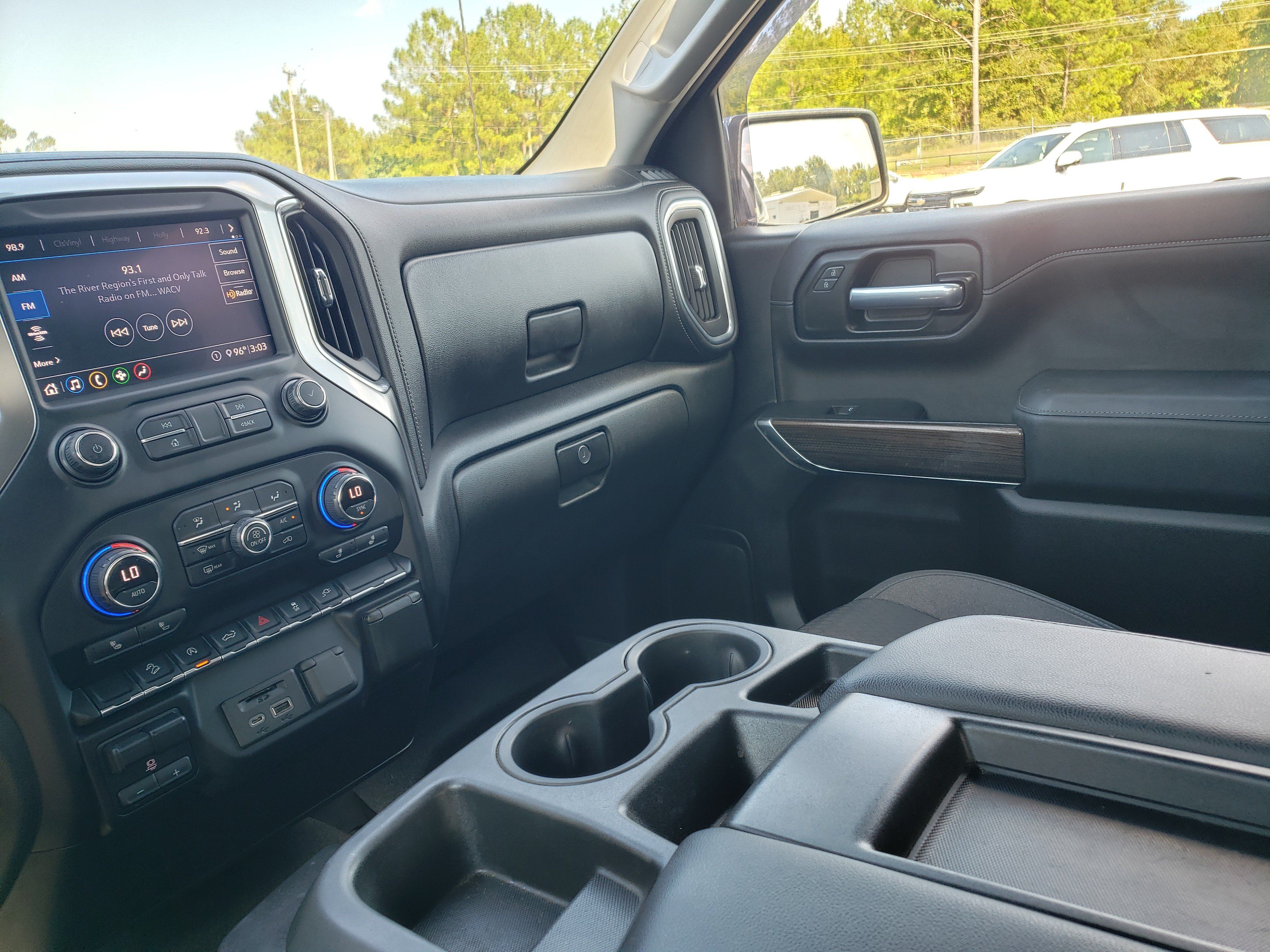 Used 2020 Chevrolet Silverado 1500 LT w/ All-Star Edition AWD/4WD image 17