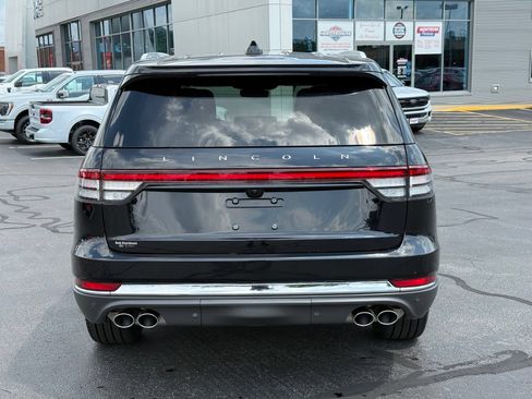 Used 2025 Lincoln Aviator Reserve w/ Illumination Package AWD/4WD image 5