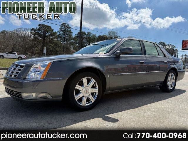 Used 2007 Cadillac DTS Luxury I w/ Trunk Convenience Package FWD image 1