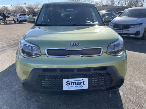 Used 2016 Kia Soul Base image 3