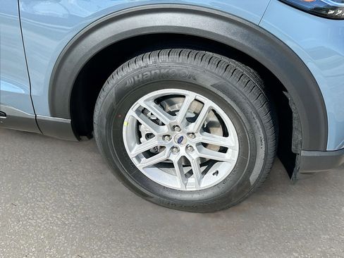 New 2026 Ford Explorer Active image 20