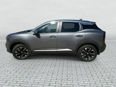 Certified 2025 Nissan Kicks SV AWD/4WD image 5