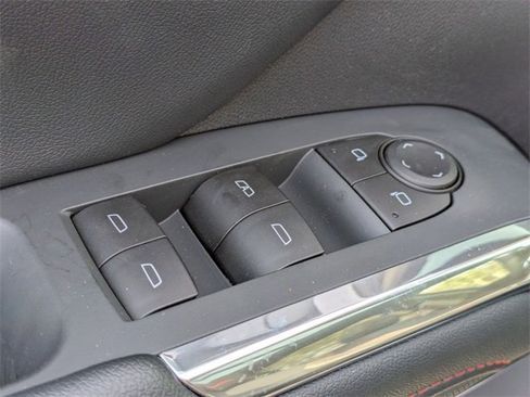 New 2026 Chevrolet Traverse Z71 image 9