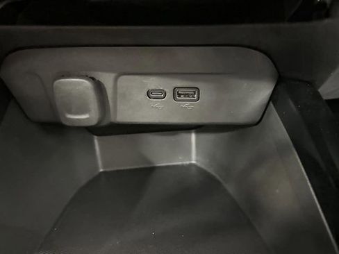 Used 2024 Chevrolet Trax LT w/ Driver Confidence Package image 22