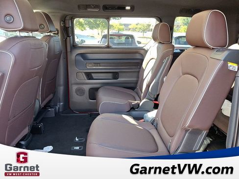 New 2025 Volkswagen ID. Buzz Pro S Plus image 5