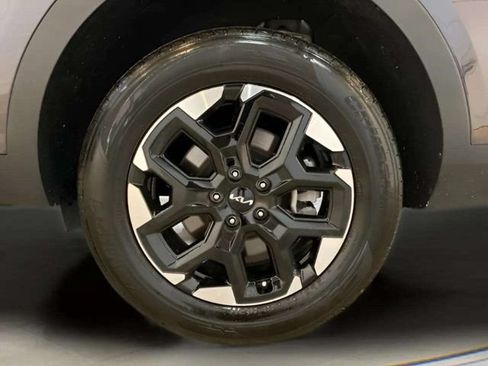 Used 2025 Kia Sorento S AWD/4WD image 96