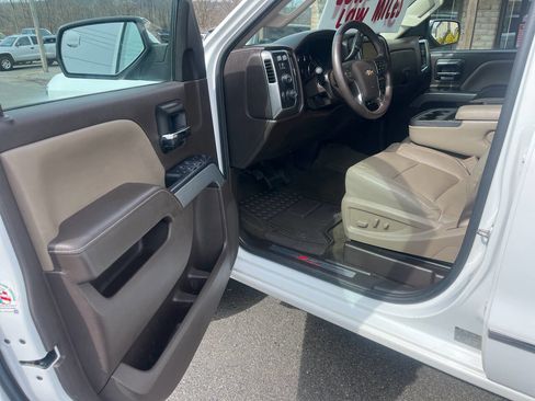 Used 2015 Chevrolet Silverado 2500 LT w/ LT Convenience Package image 17
