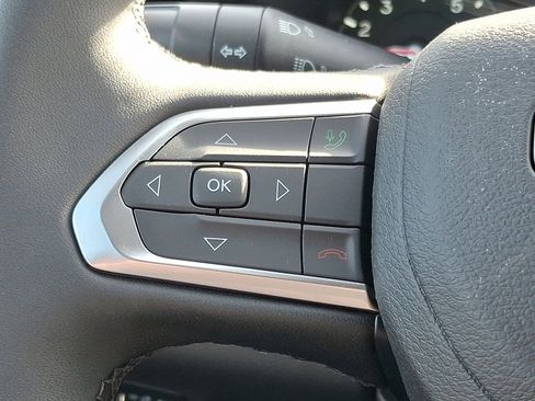 New 2026 Jeep Compass Limited image 9