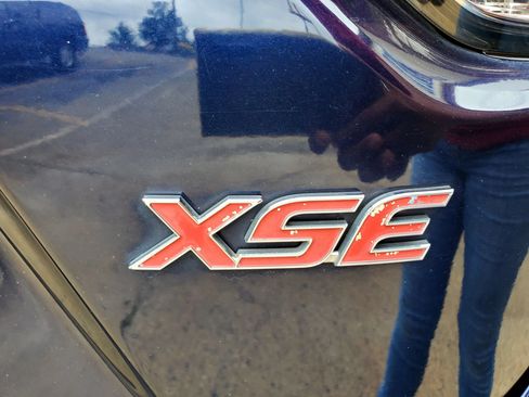 Used 2020 Toyota Corolla XSE FWD image 14