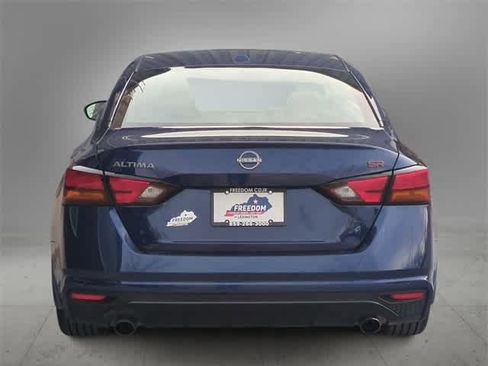 Used 2024 Nissan Altima 2.5 SR image 7