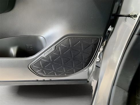 Used 2023 Toyota RAV4 LE image 13