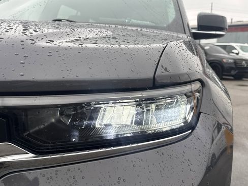 Used 2023 Jeep Grand Cherokee L Limited w/ Luxury Tech Group II image 11