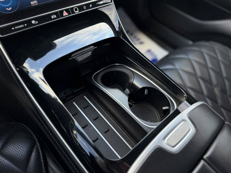 Used 2022 Mercedes-Benz S 580 4MATIC Sedan w/ Rear Seat Package image 38