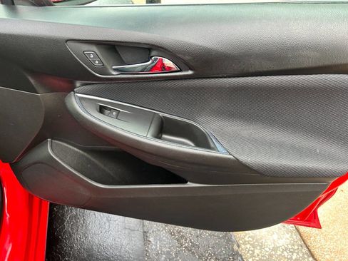 Used 2018 Chevrolet Cruze LT w/ LT Fleet Convenience Package image 11