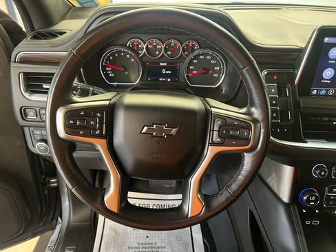 Used 2021 Chevrolet Tahoe Z71 w/ Luxury Package AWD/4WD image 22